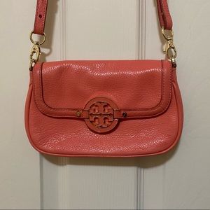 Tory Burch ‘Amanda’ Crossbody- Salmon Pink